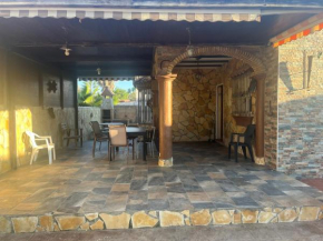 Chalet , a 6km de la playa